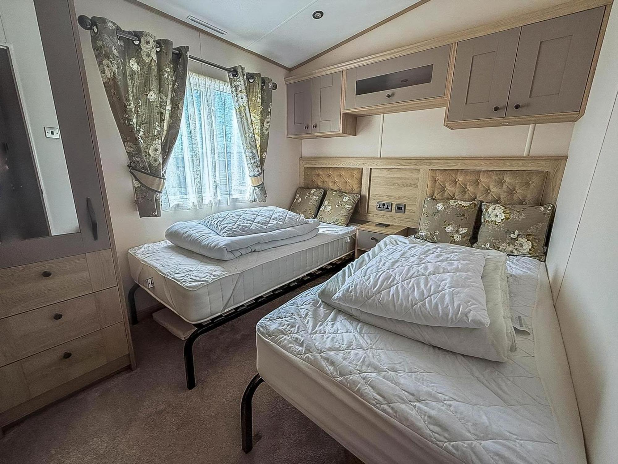 Beautiful Lodge At Manor Park In Hunstanton Ref 23018K Exterior foto
